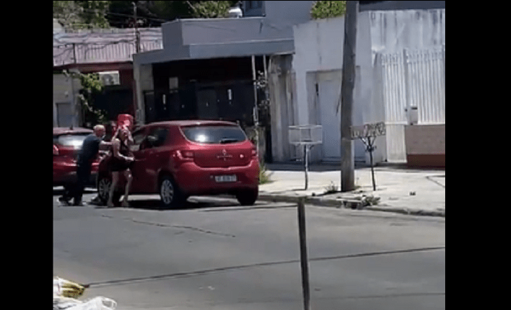 Robo a plena luz del día en Tres de Febrero: el delincuente huyó ante la presencia de&nbsp;policías
