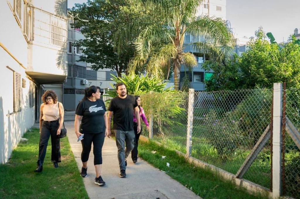 Mejoras barriales: Vecinos de Villa Corina se contactaron con dirigente de&nbsp;Cristina