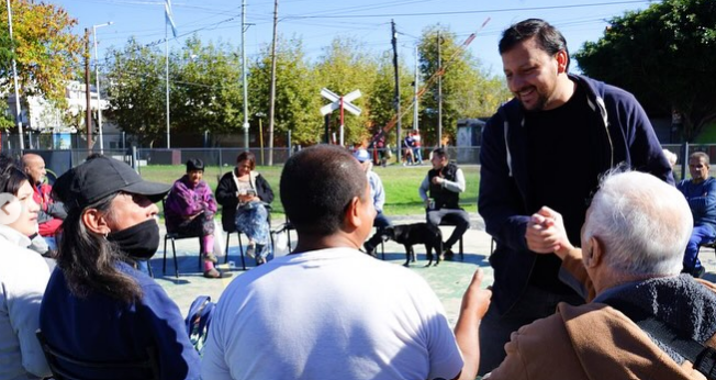 El referente de Cristina pasó por Villa Tranquila para trabajar junto a los&nbsp;vecinos