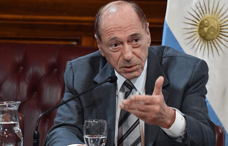 Zaffaroni calificó como “lawfare” la condena a Cristina Kirchner y apuntó contra la&nbsp;Corte