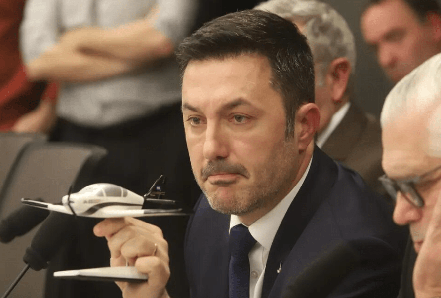 Luis Petri cuestionó el cierre de listas del peronismo y habló de la interna&nbsp;libertaria