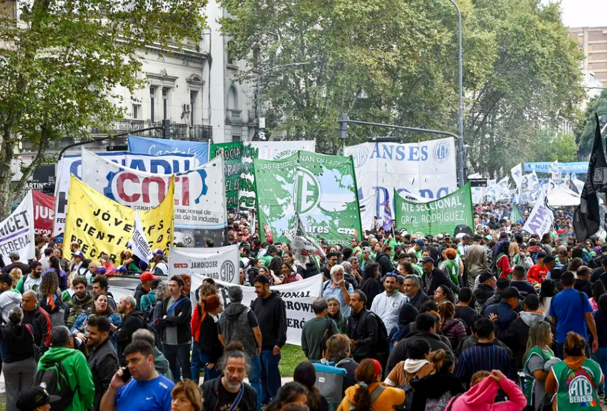 Marcha de jubilados y paro en el Garrahan: dos personas&nbsp;demoradas