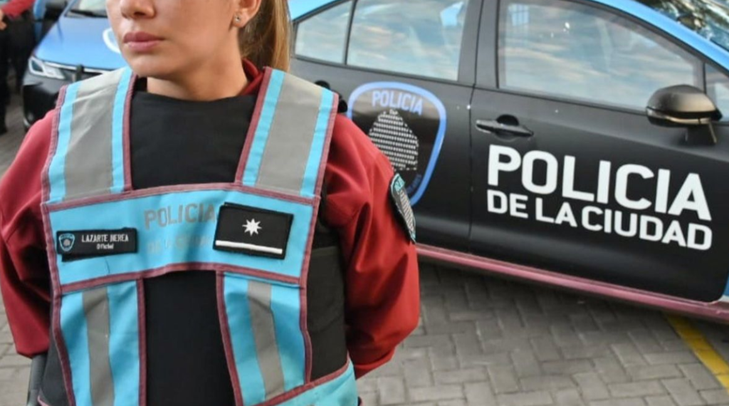 Detienen a una mujer con tarjetas ajenas y un posnet en&nbsp;Caballito
