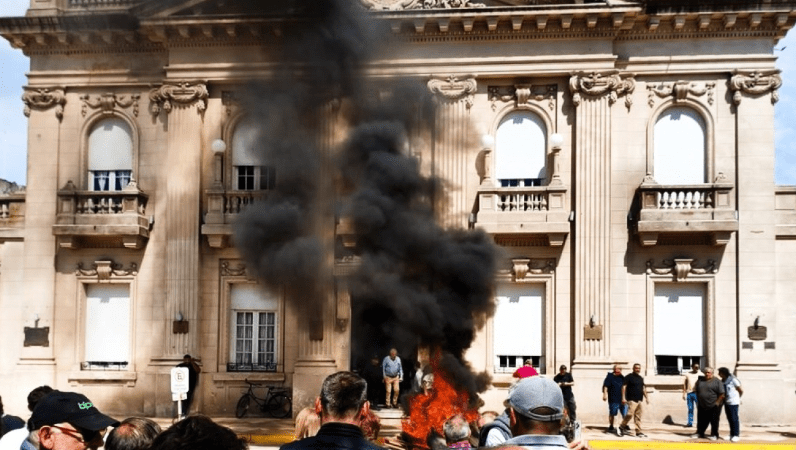 9 de Julio: productores rurales protestan en la&nbsp;municipalidad