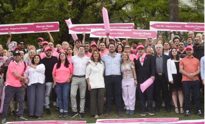 La Coalición Cívica pidió voto de confianza en su cierre de campaña&nbsp;porteño