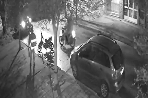 Motochorros protagonizaron un doble asalto armado en La&nbsp;Plata