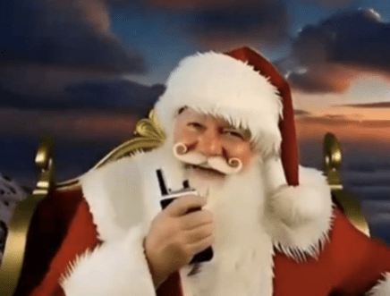El Papá Noel de la Fuerza Aérea se volvió viral con un saludo por los nuevos&nbsp;F-16